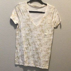 NWT Metallic Gold and White Tee Shirt - size M